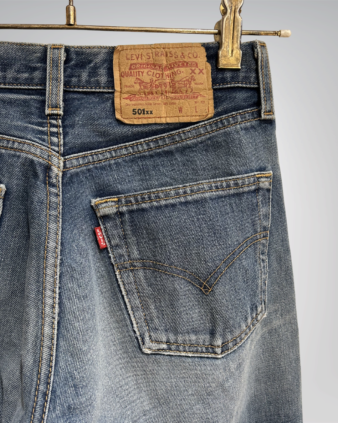 Jeans Levi's 501 W28 L34 - numéro A5