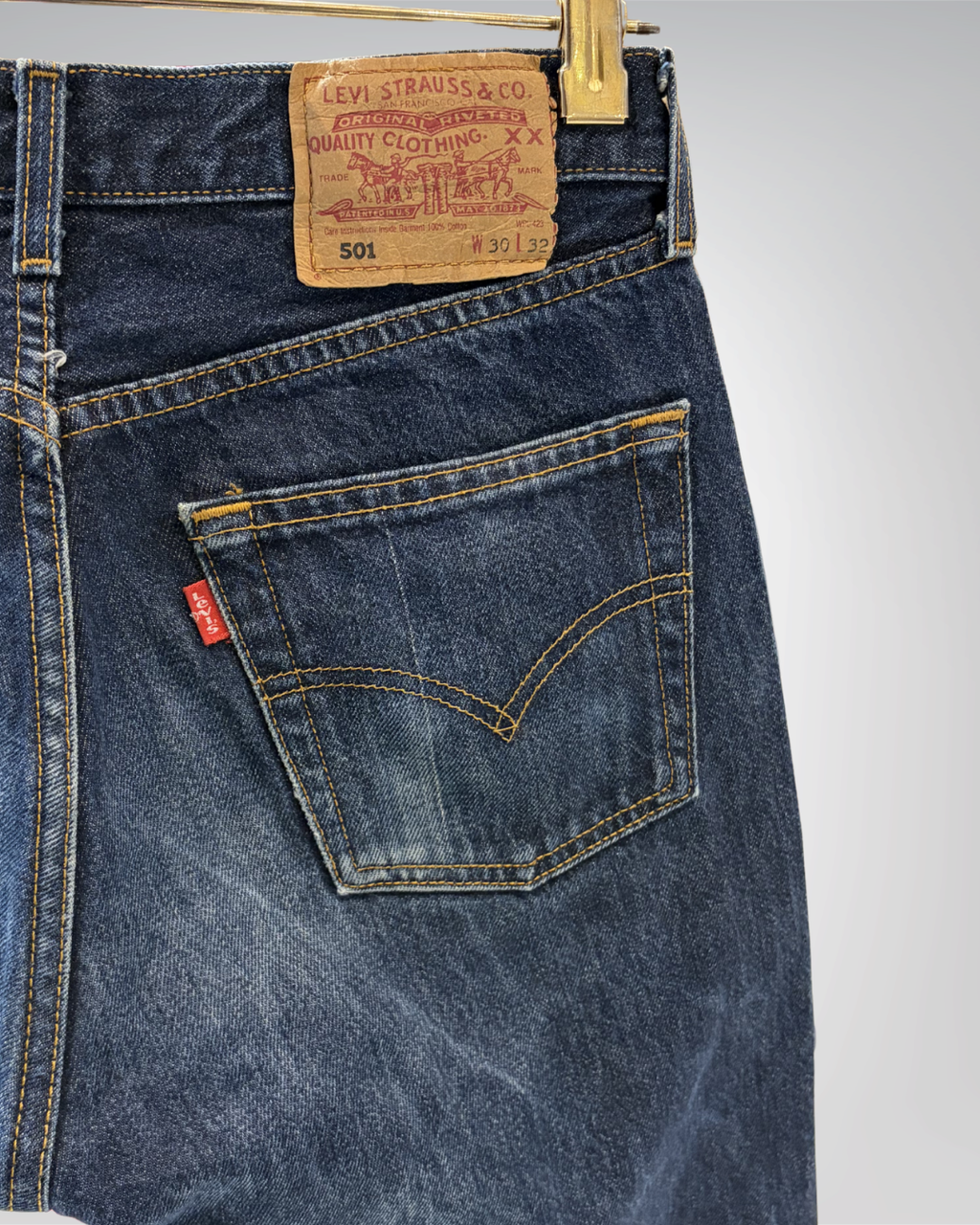 Jeans Levi's 501 W30 L32 - numéro E3