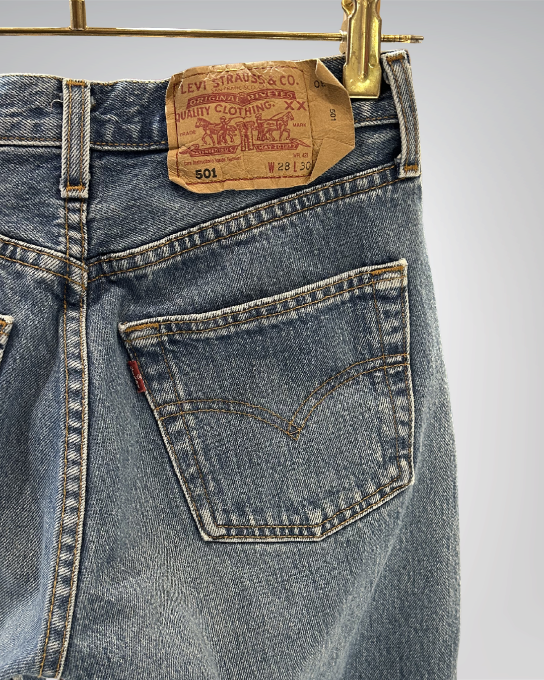 Jeans Levi's 501 W28 L30 - numéro #Z