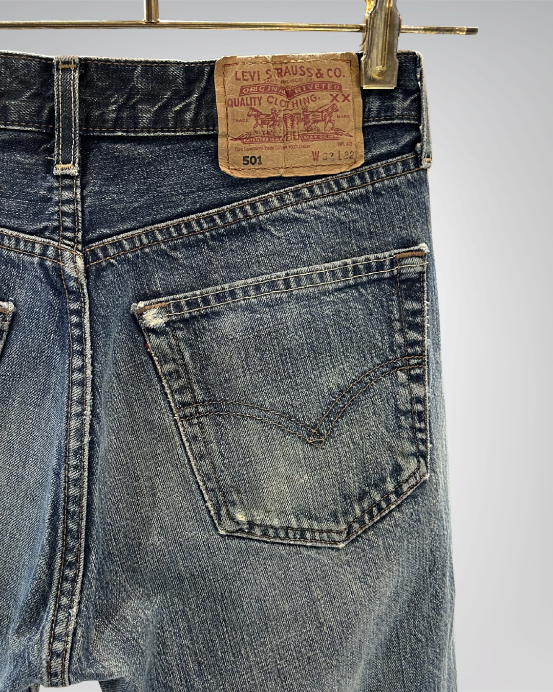 Jeans Levi's 501 W31 L32 - numéro C6