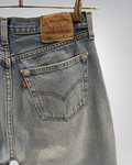 Jeans Levi's 501 W31 L32 - numéro B8