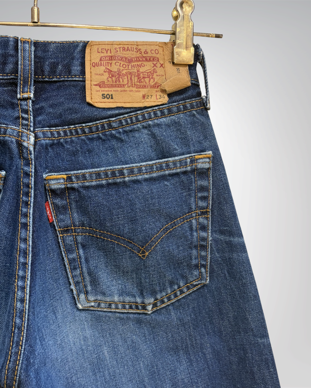 Jeans Levi's 501 W27 L34 - numéro F2