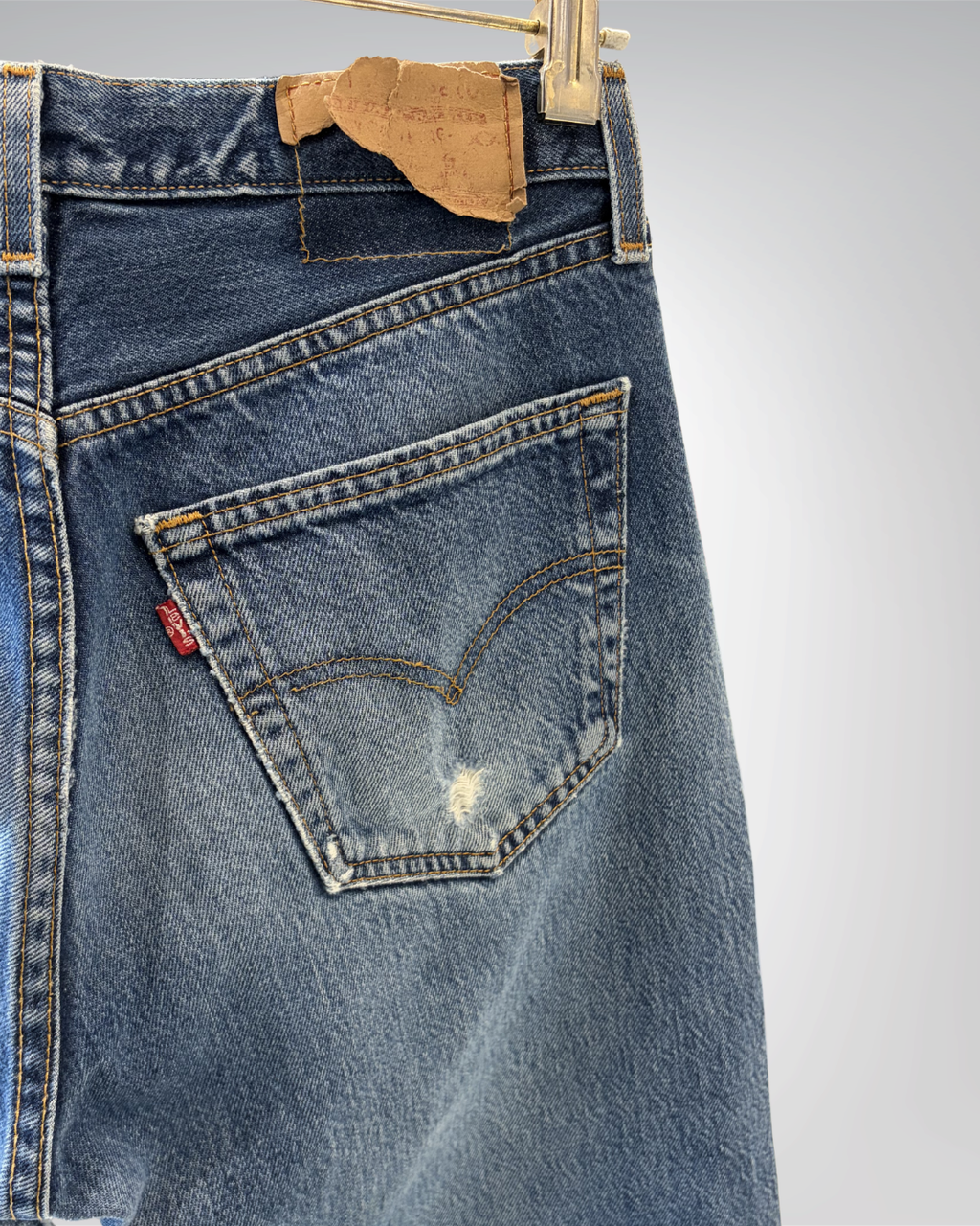 Jeans Levi's 501 W31 L32 - numéro G8