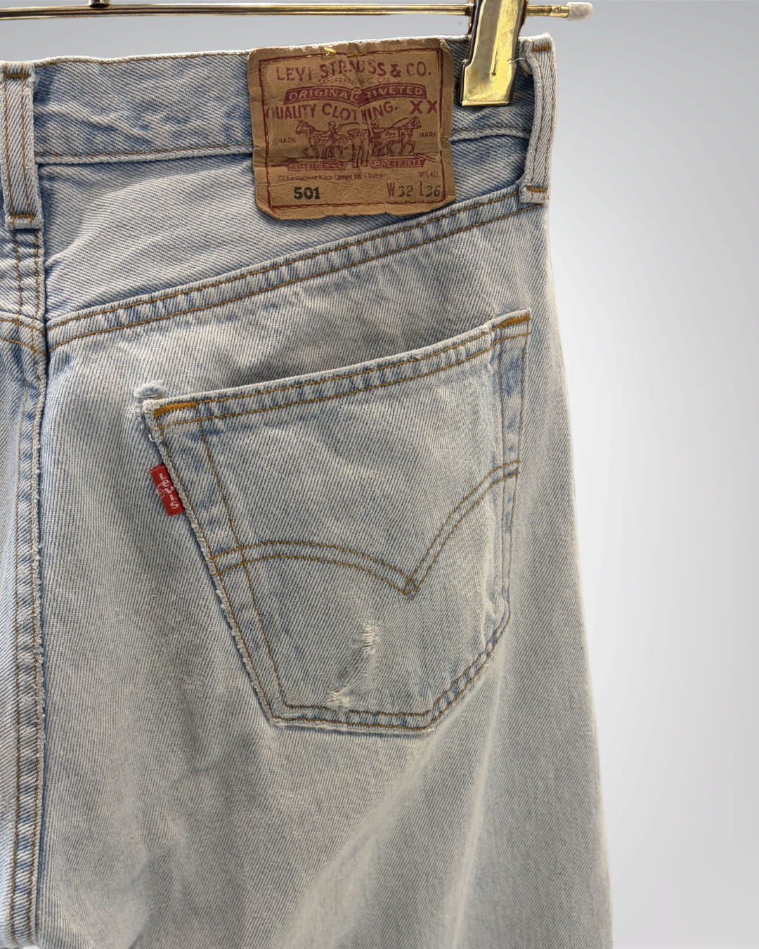 Jeans Levi's 501 W32 L36 - numéro E6