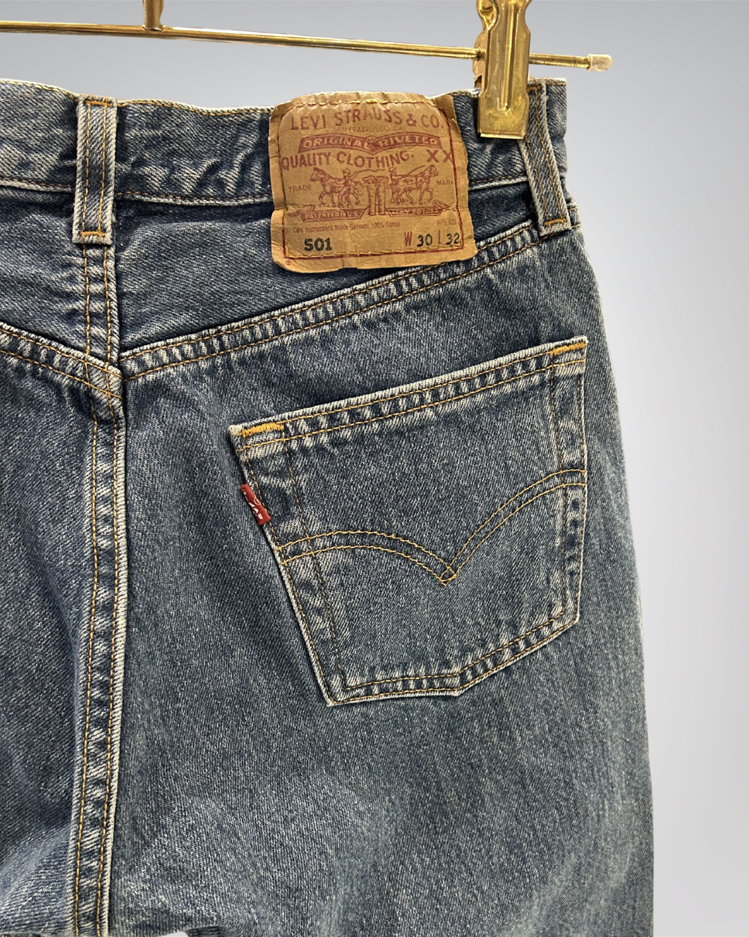 Jeans Levi's 501 W30 L32 - numéro #W