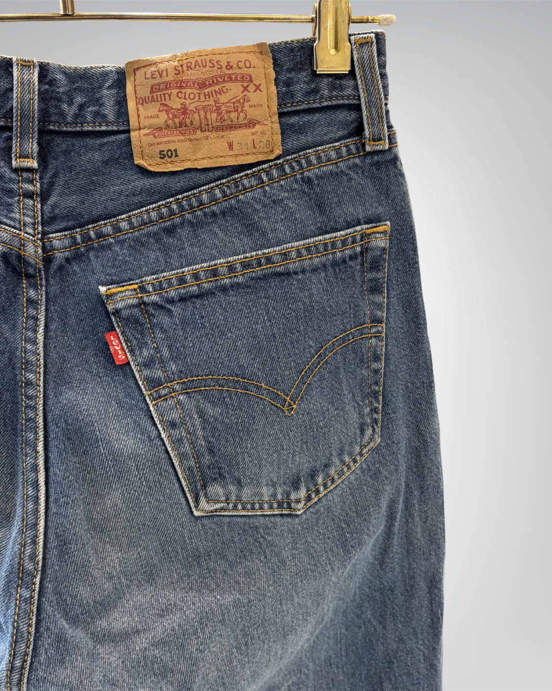Jeans Levi's 501 W31 L28 - numéro E1