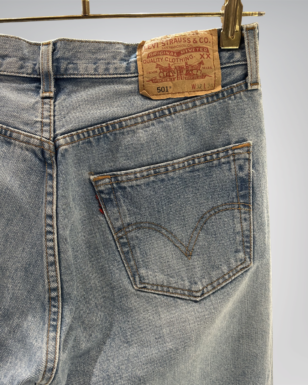 Jeans Levi's 501 W32 L34 - numéro #T