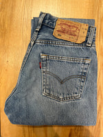 Jeans Levi's 501 W28 L30 numéro QQ