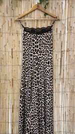 Robe léopard longue