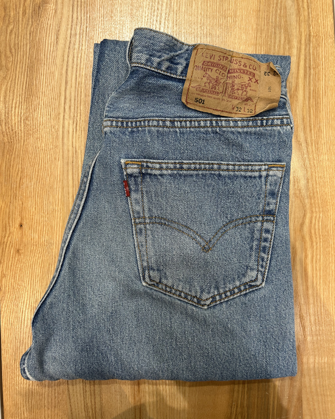 Jeans Levi's 501 W32 L32 - numéro C7