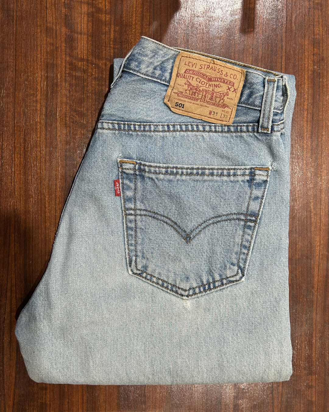 Jeans Levi's 501 W31 L32 - numéro A6