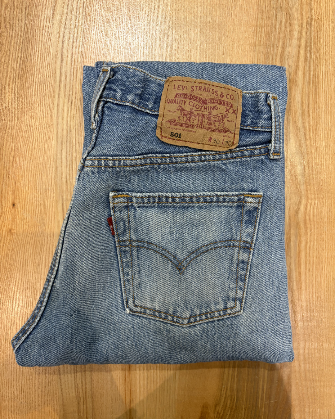 Jeans Levi's 501 W30 L30 - numéro D9