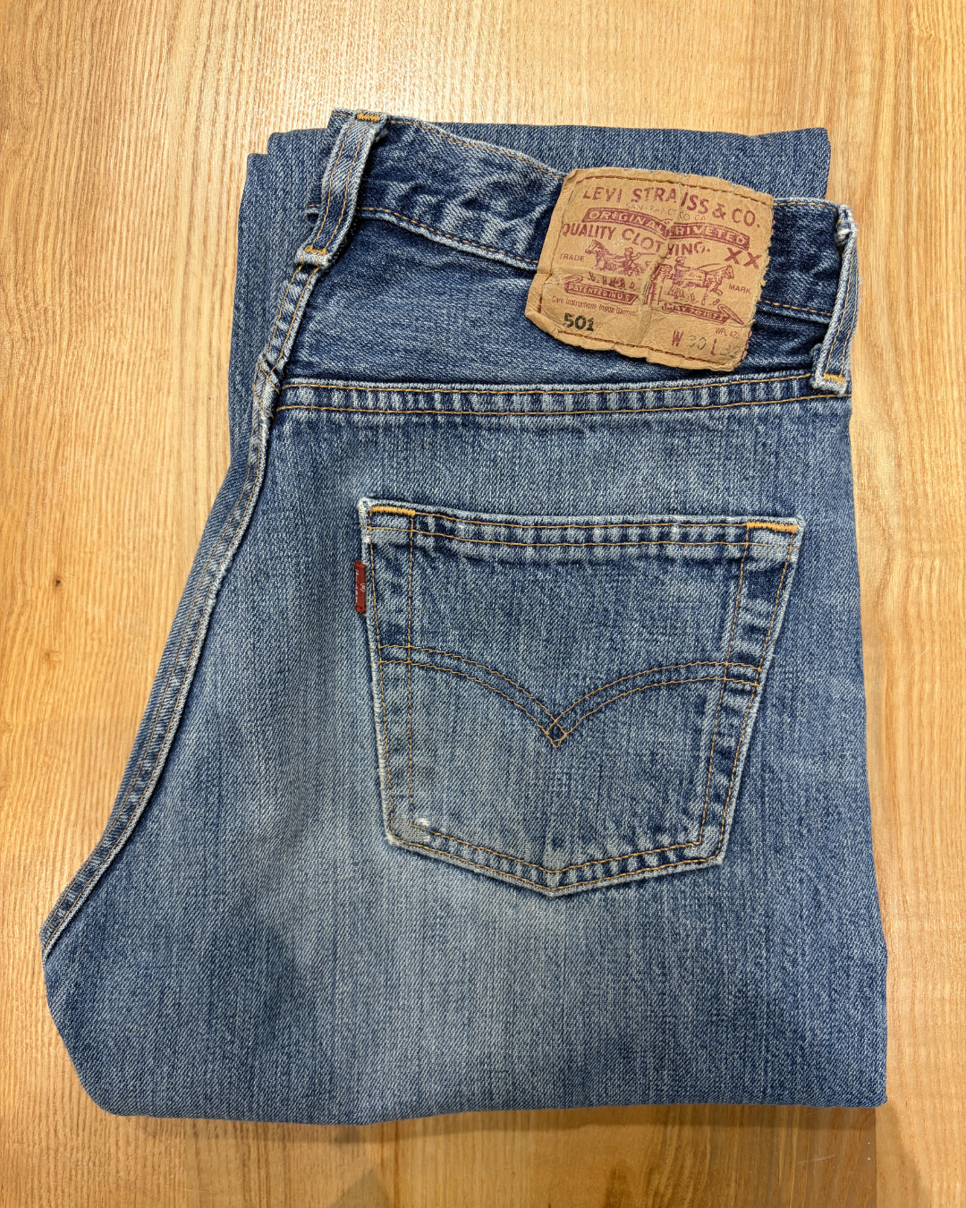 Jeans Levi's 501 W30 L32 - numéro E2