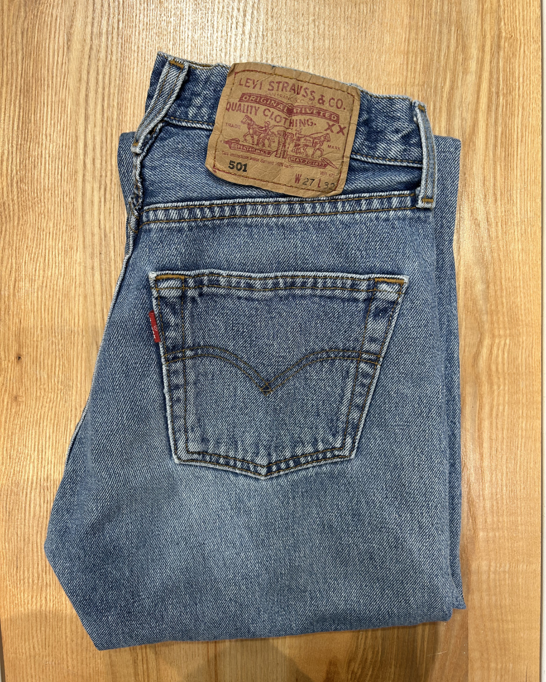 Jeans Levi's 501 W27 L32 - numéro #Y