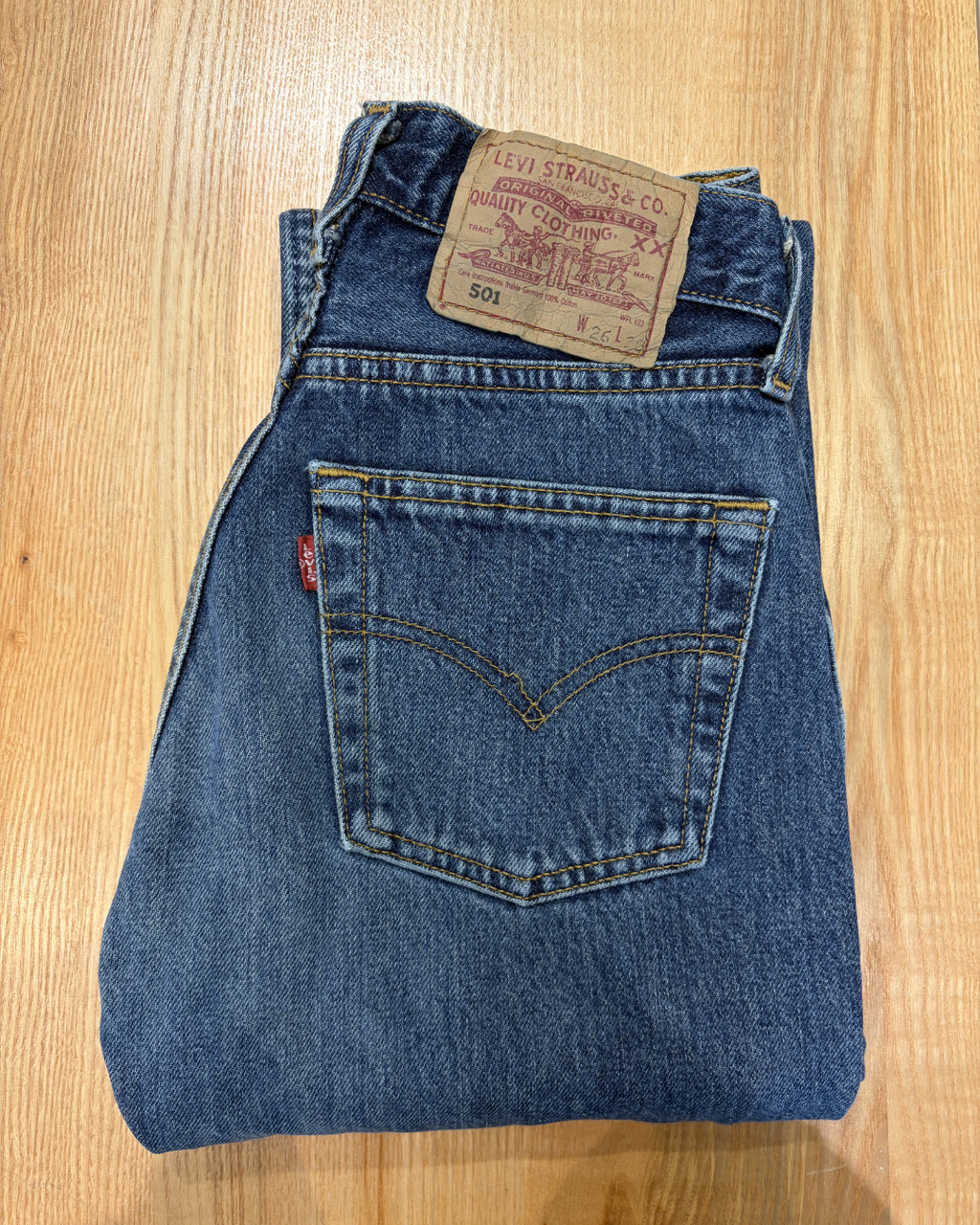 Jeans Levi's 501 W26 L30 - numéro F5