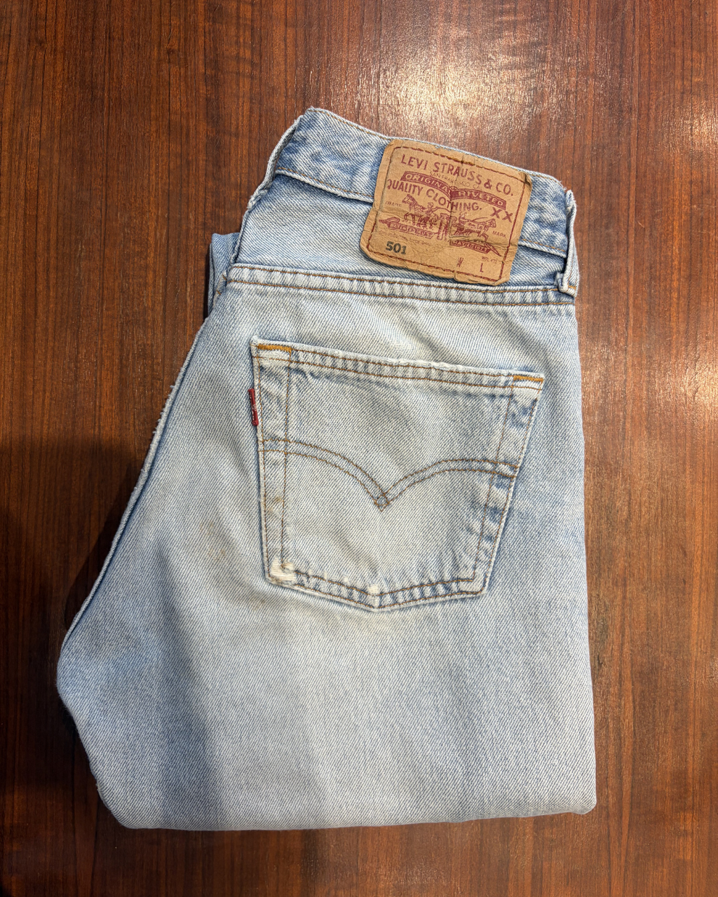 Jeans Levi's 501 W28 L32 - numéro F1