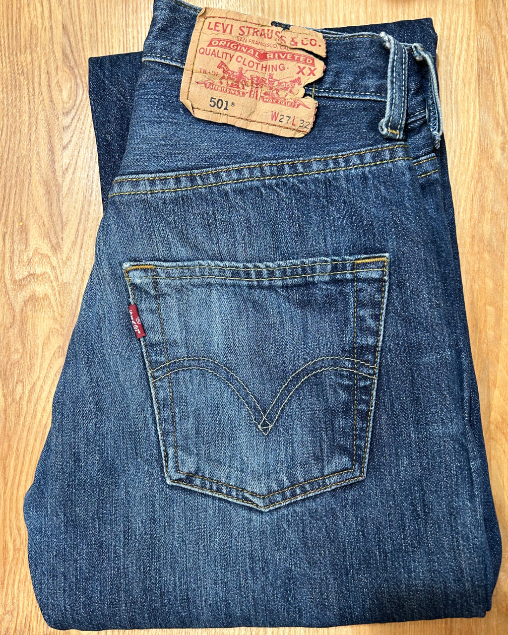 Jeans Levi's 501 W27 L32 - numéro #D