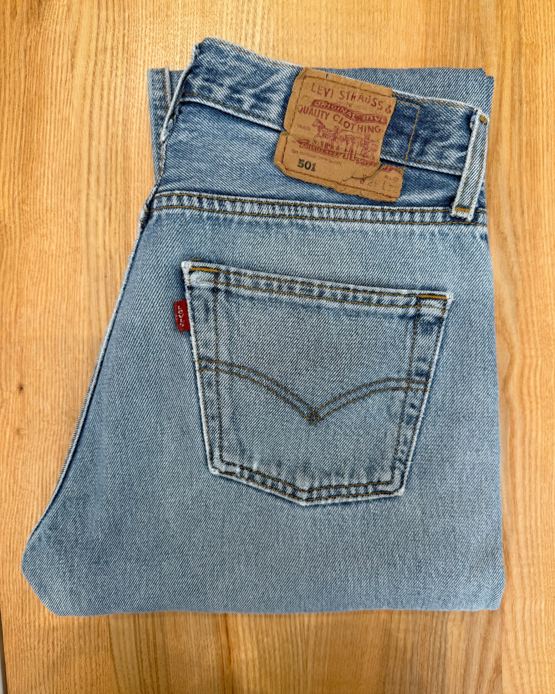 Jeans Levi's 501 W29 L32 - numéro H8