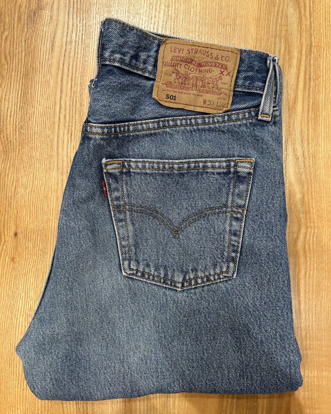Jeans Levi's 501 W30 L32 - numéro #V