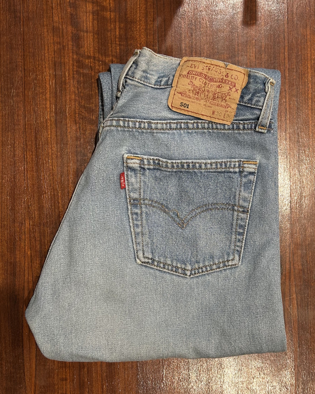 Jeans Levi's 501 W30 L30 - numéro A8