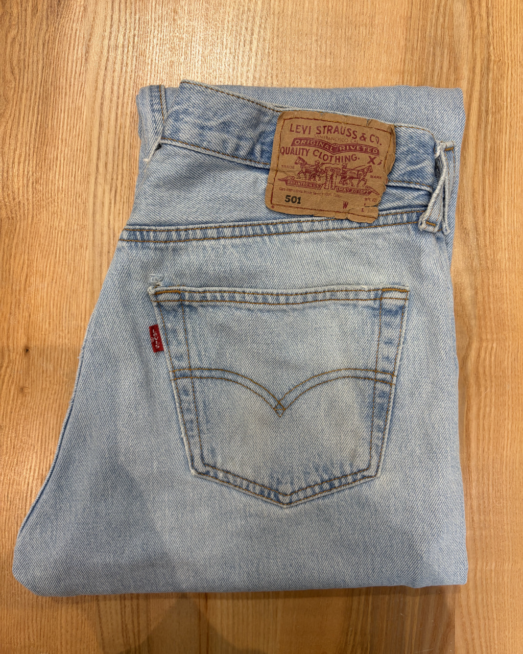 Jeans Levi's 501 W32 L34 - numéro E5
