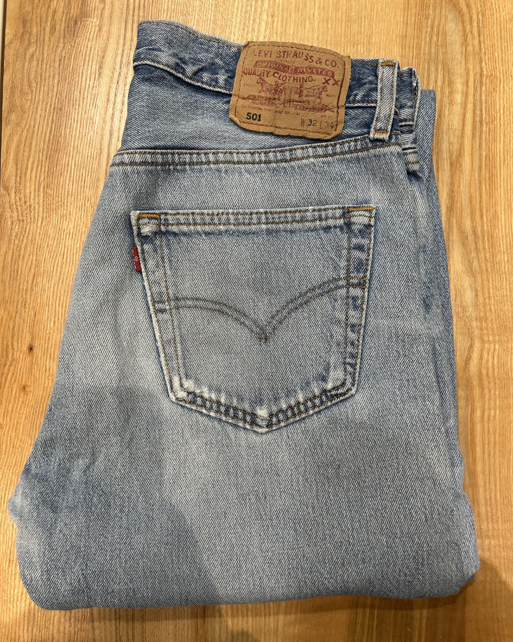 Jeans Levi's 501 W32 L34 - numéro C1