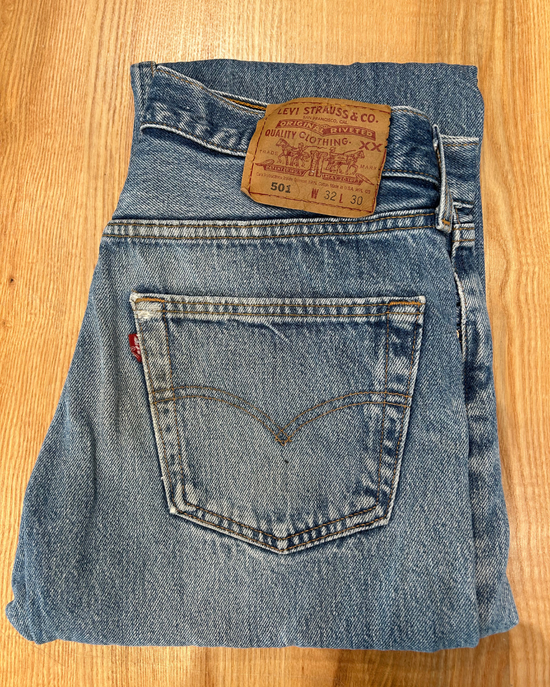 Jeans Levi's 501 W32 L30 - numéro #L