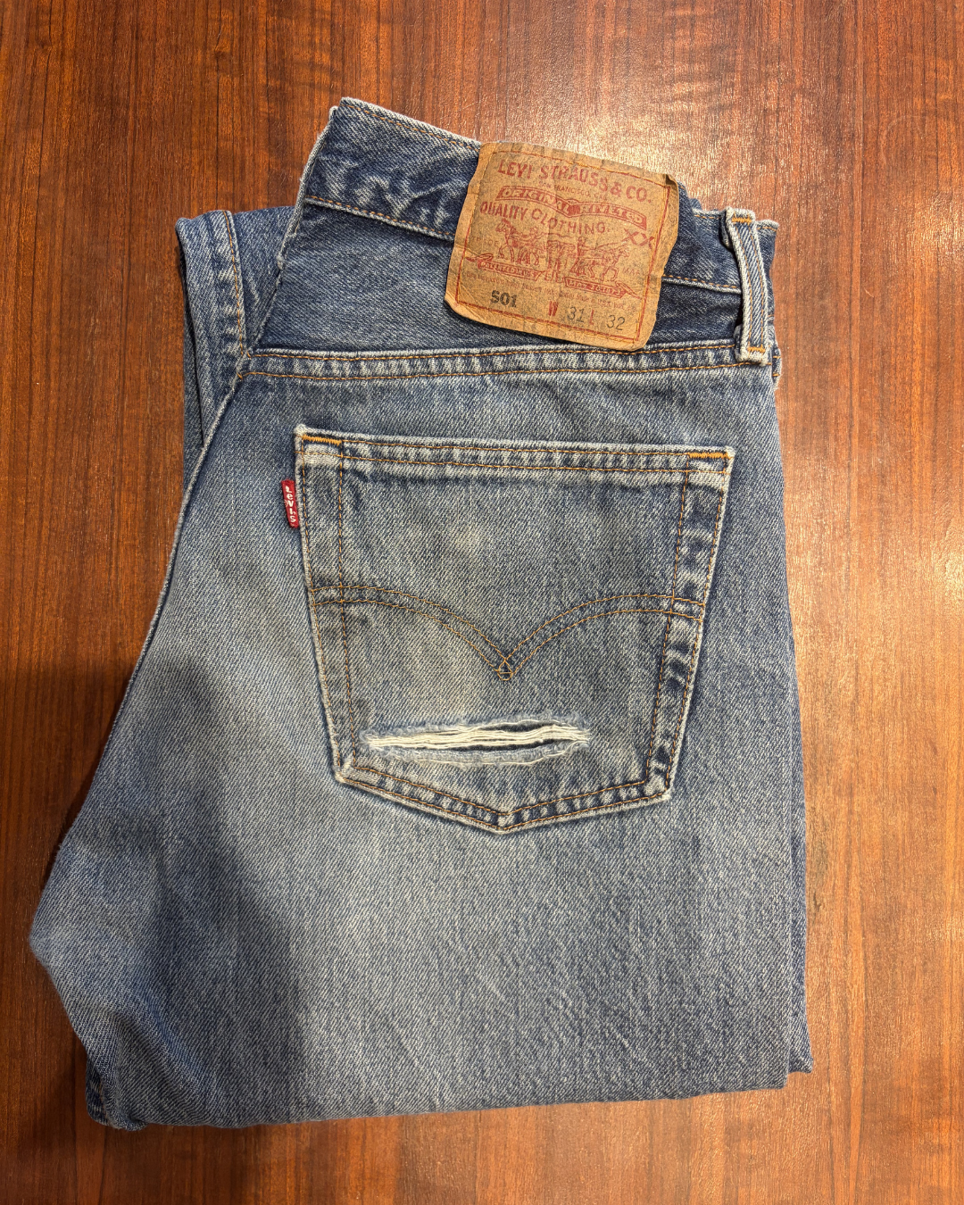 Jeans Levi's 501 W31 L32 - numéro F4