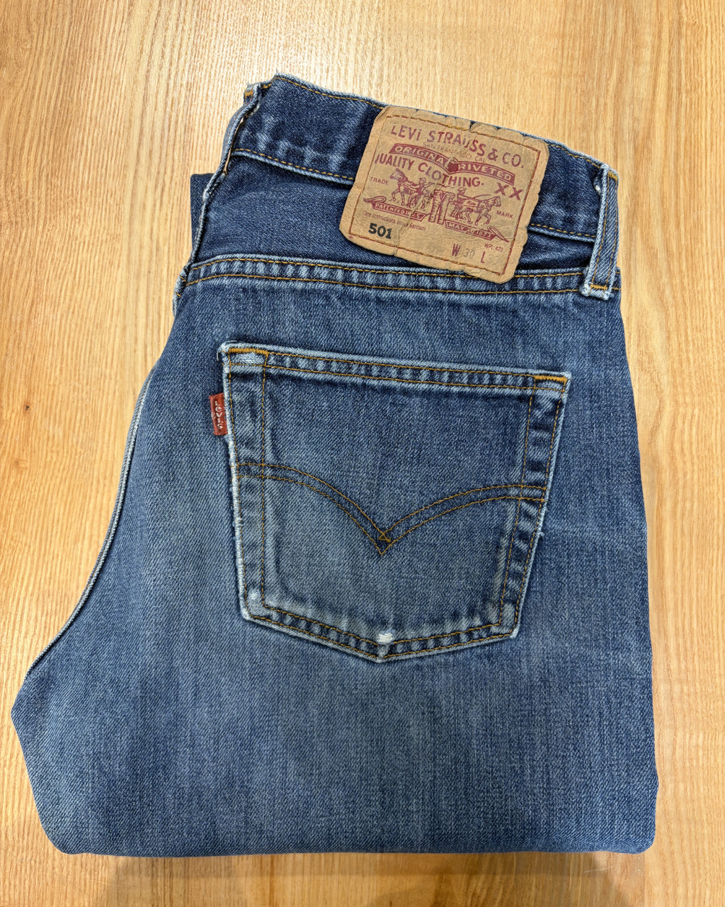 Jeans Levi's 501 W30 L32 - numéro G1