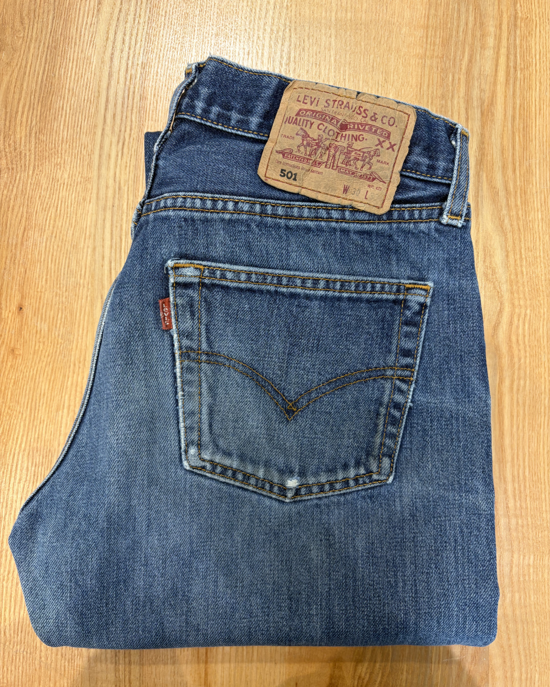 Jeans Levi's 501 W30 L32 - numéro G1