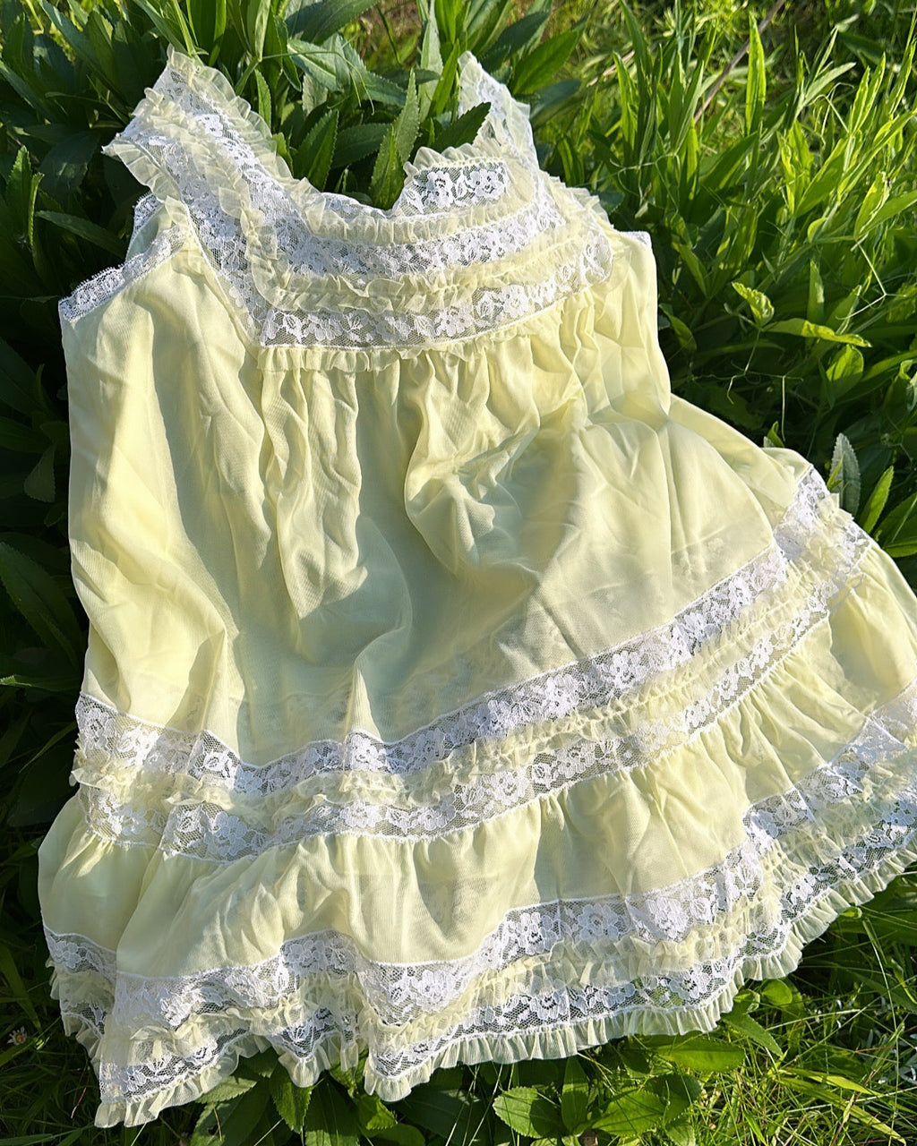 Top lingerie jaune pâle