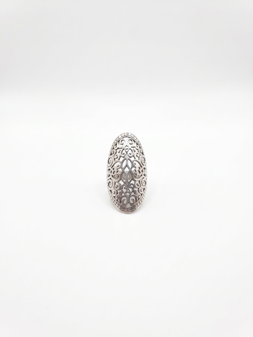 Bague longue ajourée en argent