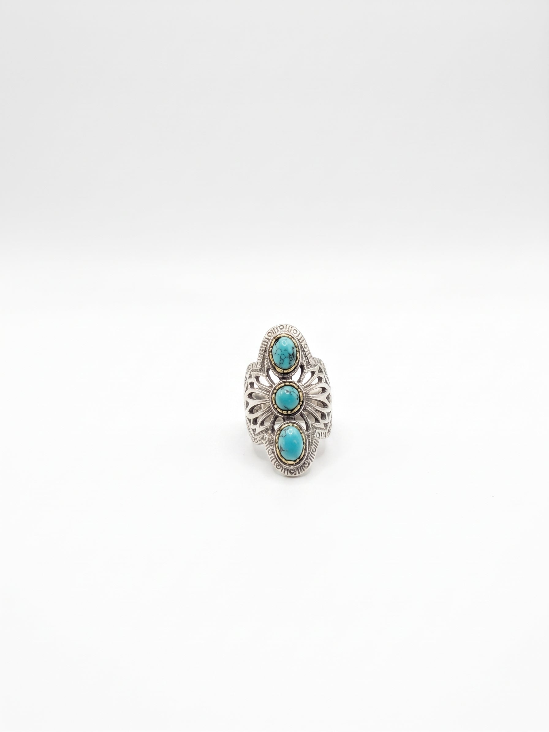 Bague trois turquoises