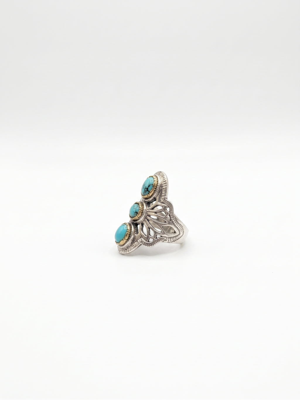 Bague trois turquoises