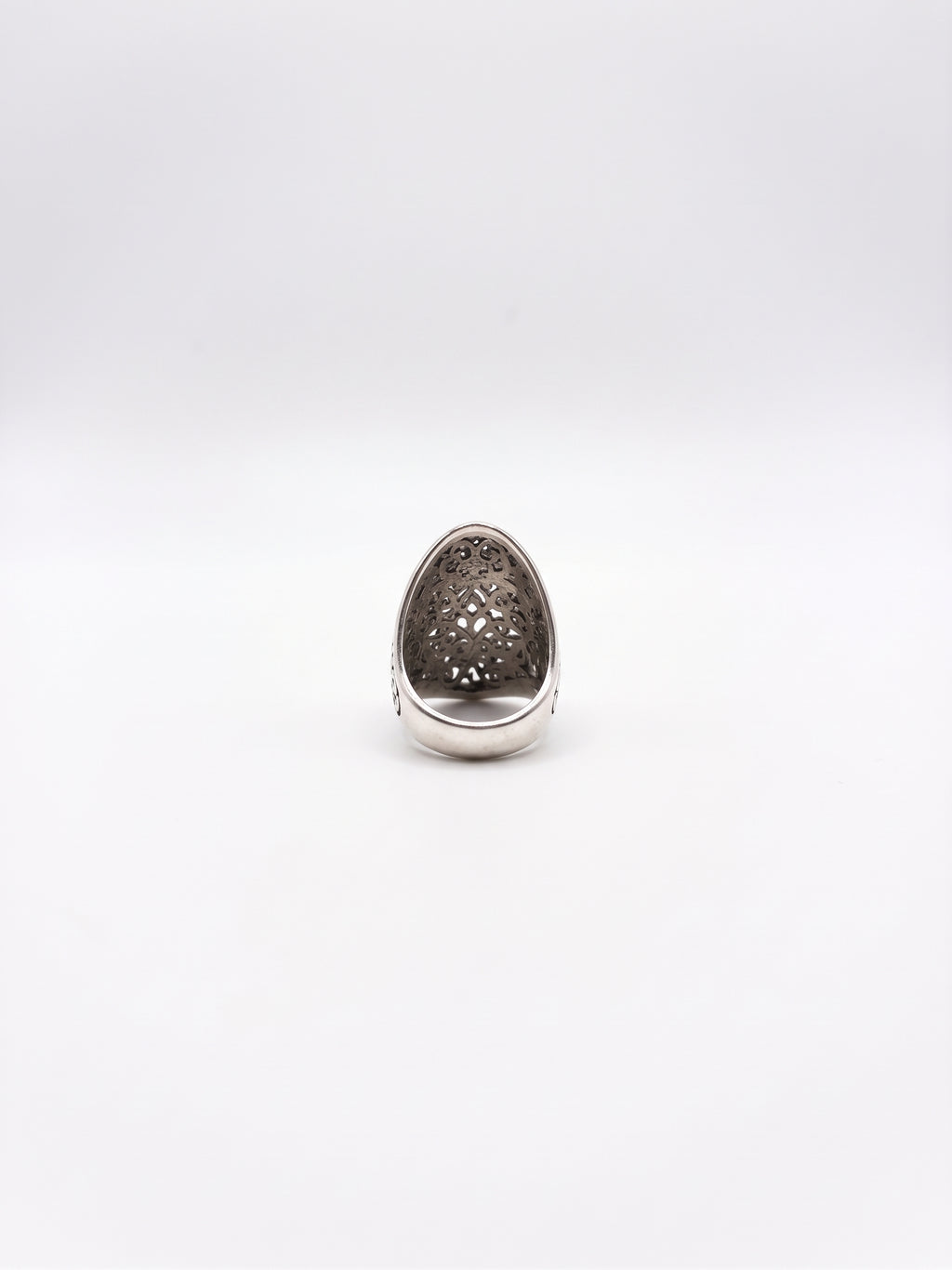 Bague longue ajourée en argent