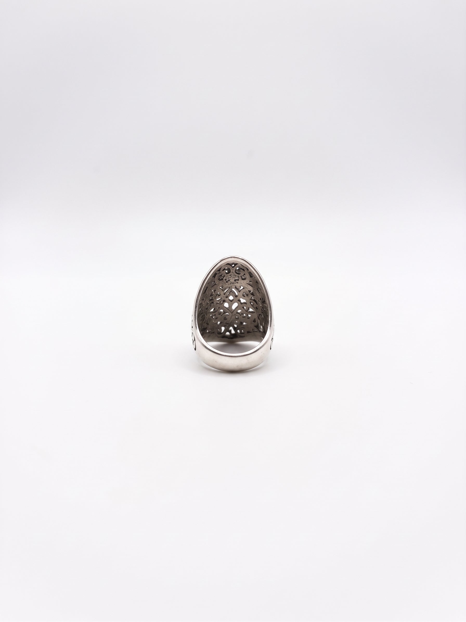 Bague longue ajourée en argent