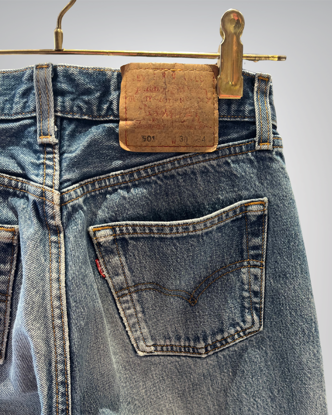 Jeans Levi's 501 W30 L34 - numéro HH