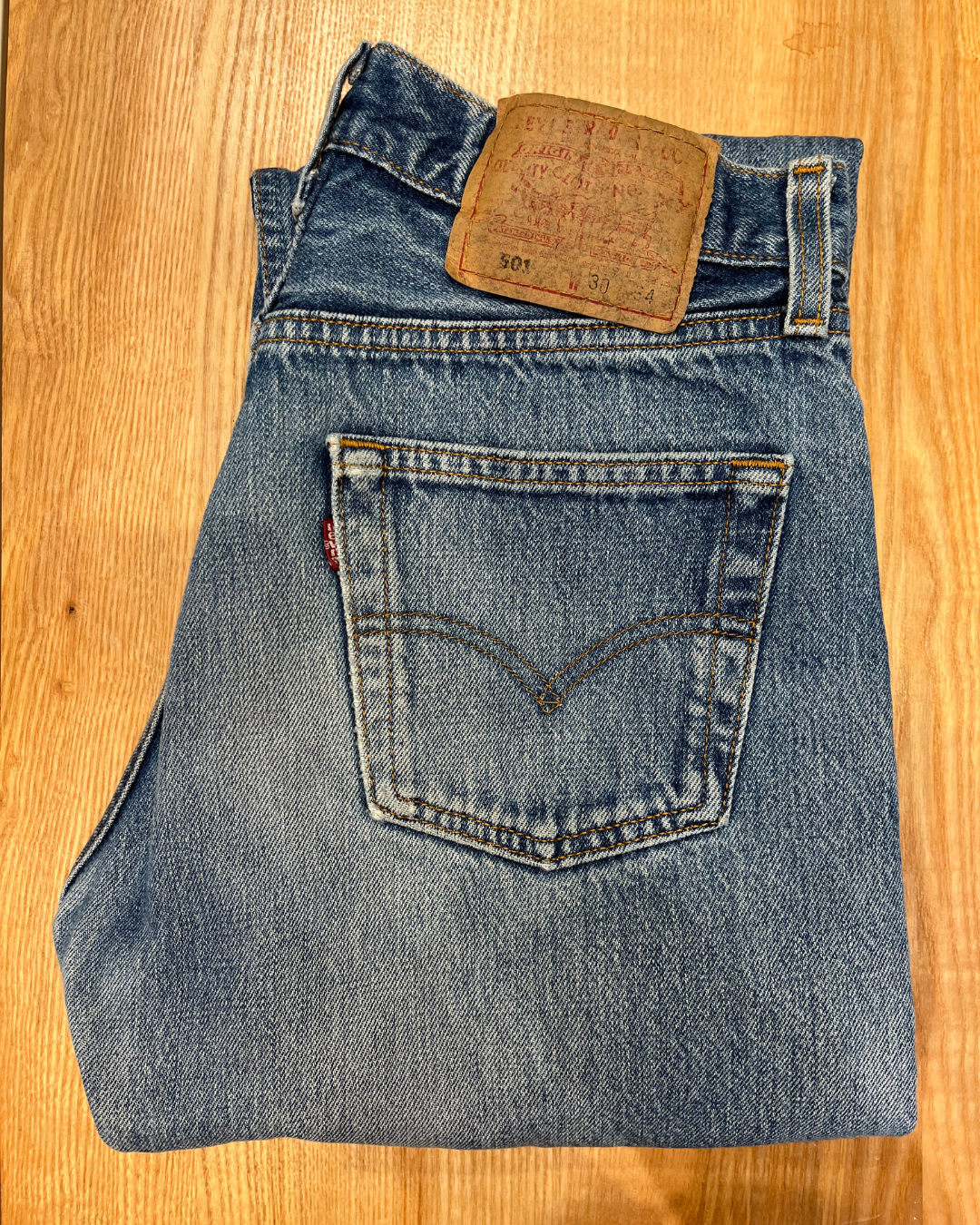 Jeans Levi's 501 W30 L34 - numéro HH