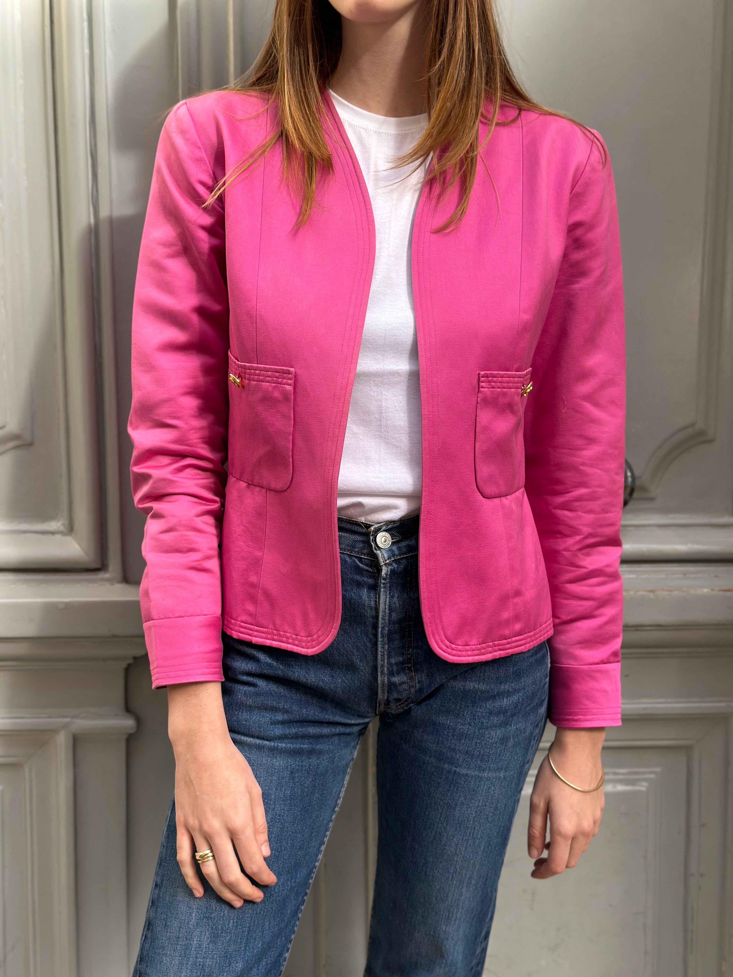 Veste en satin rose Chanel