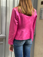 Veste en satin rose Chanel