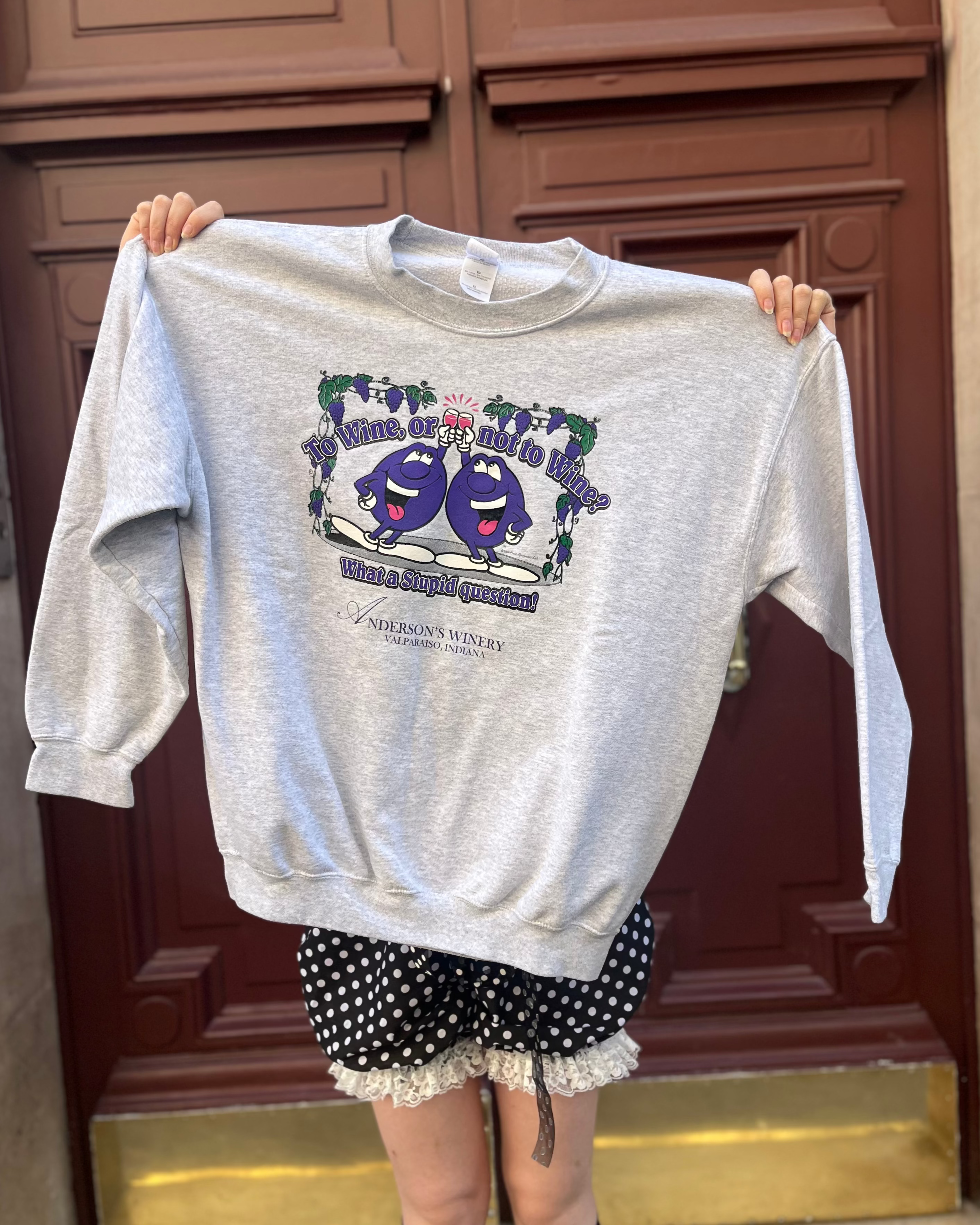 Sweat gris imprimé violet