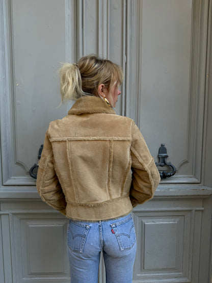 Veste en peau lainée beige