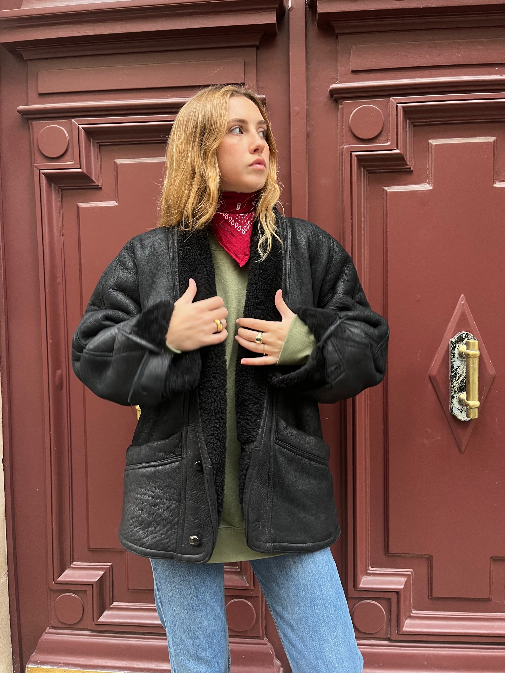 Veste en peau lainée noire