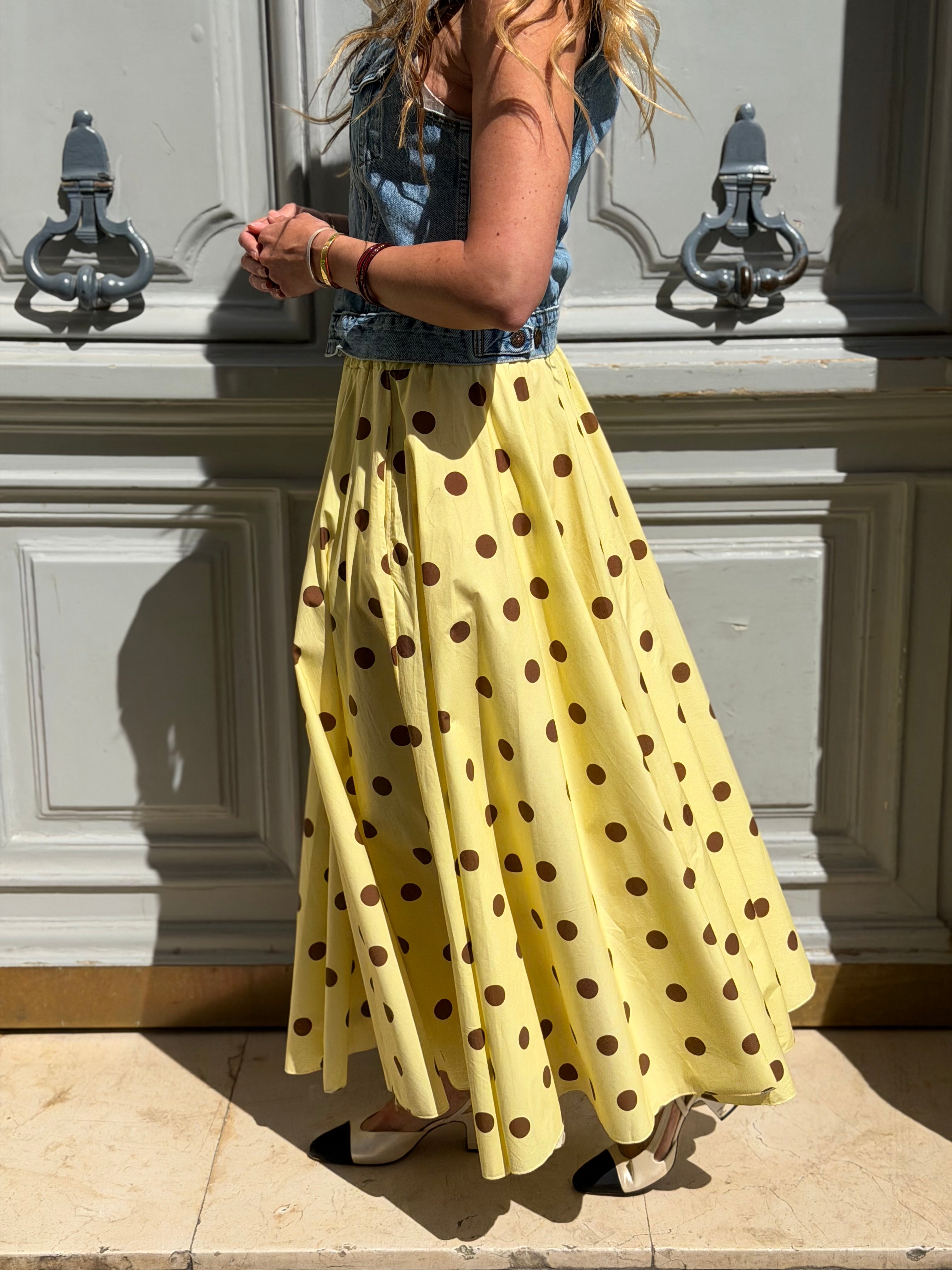 Jupe jaune a pois