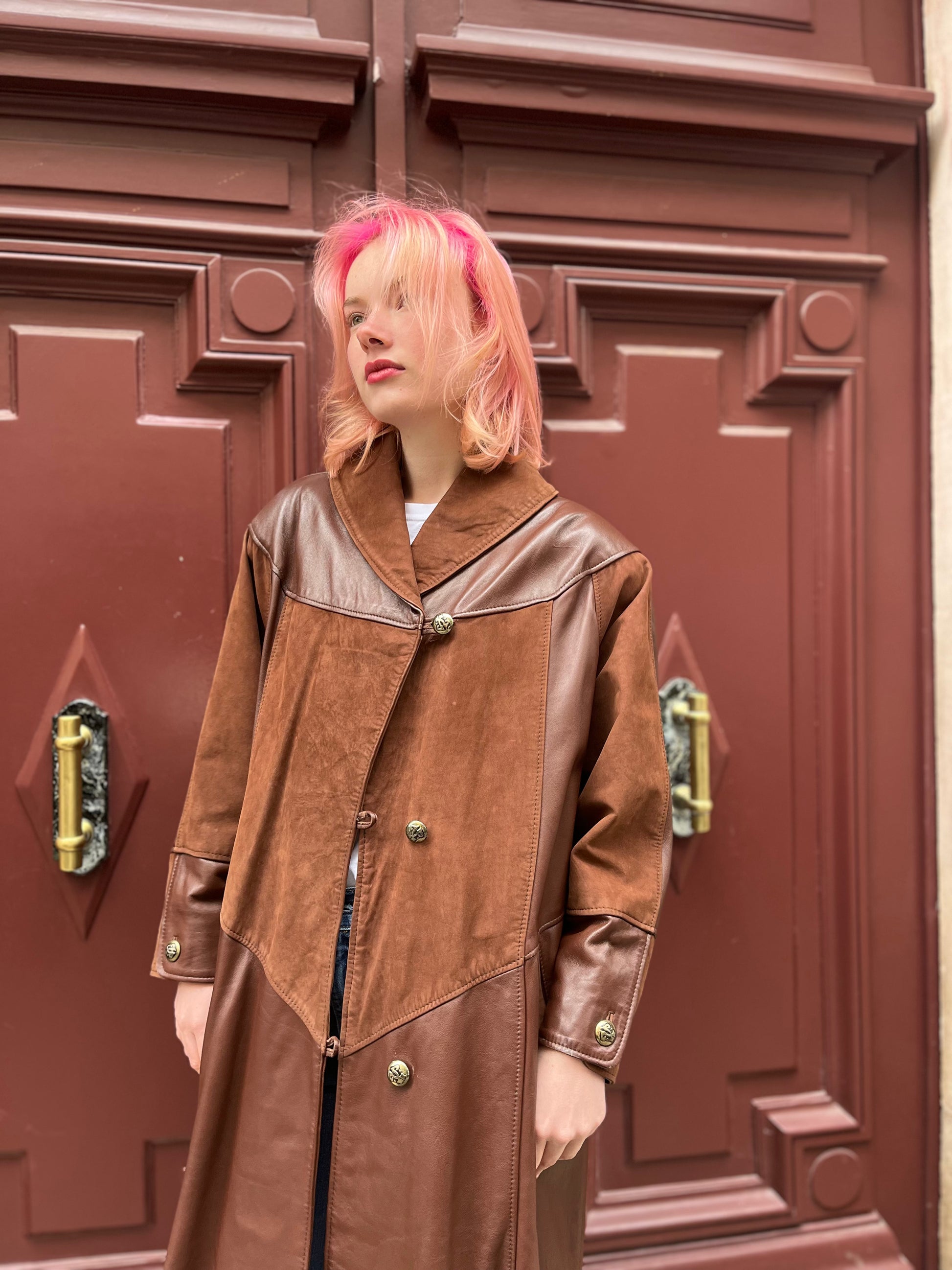 Manteau long en cuir marron