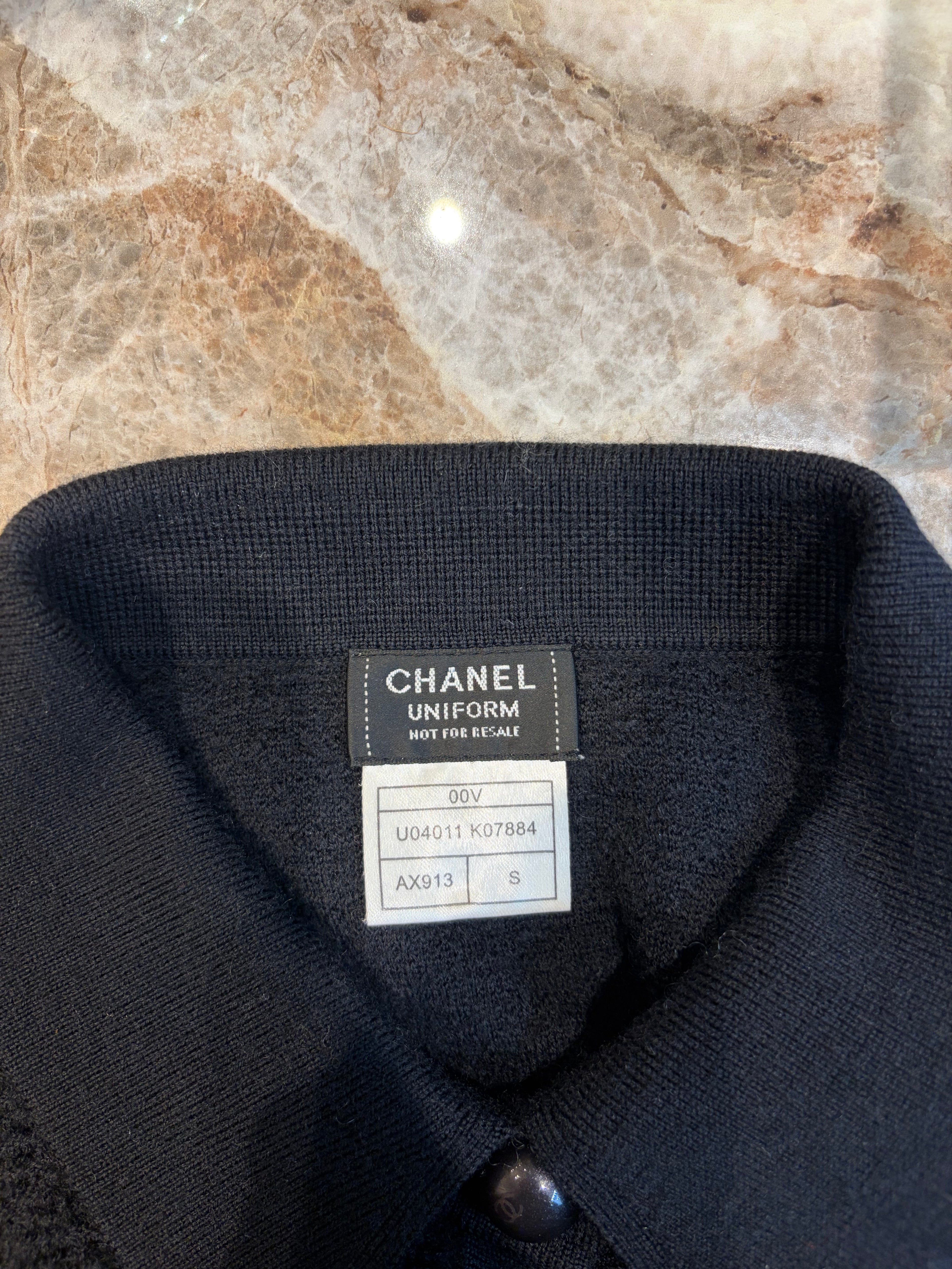 Pull Chanel Uniform en laine noire