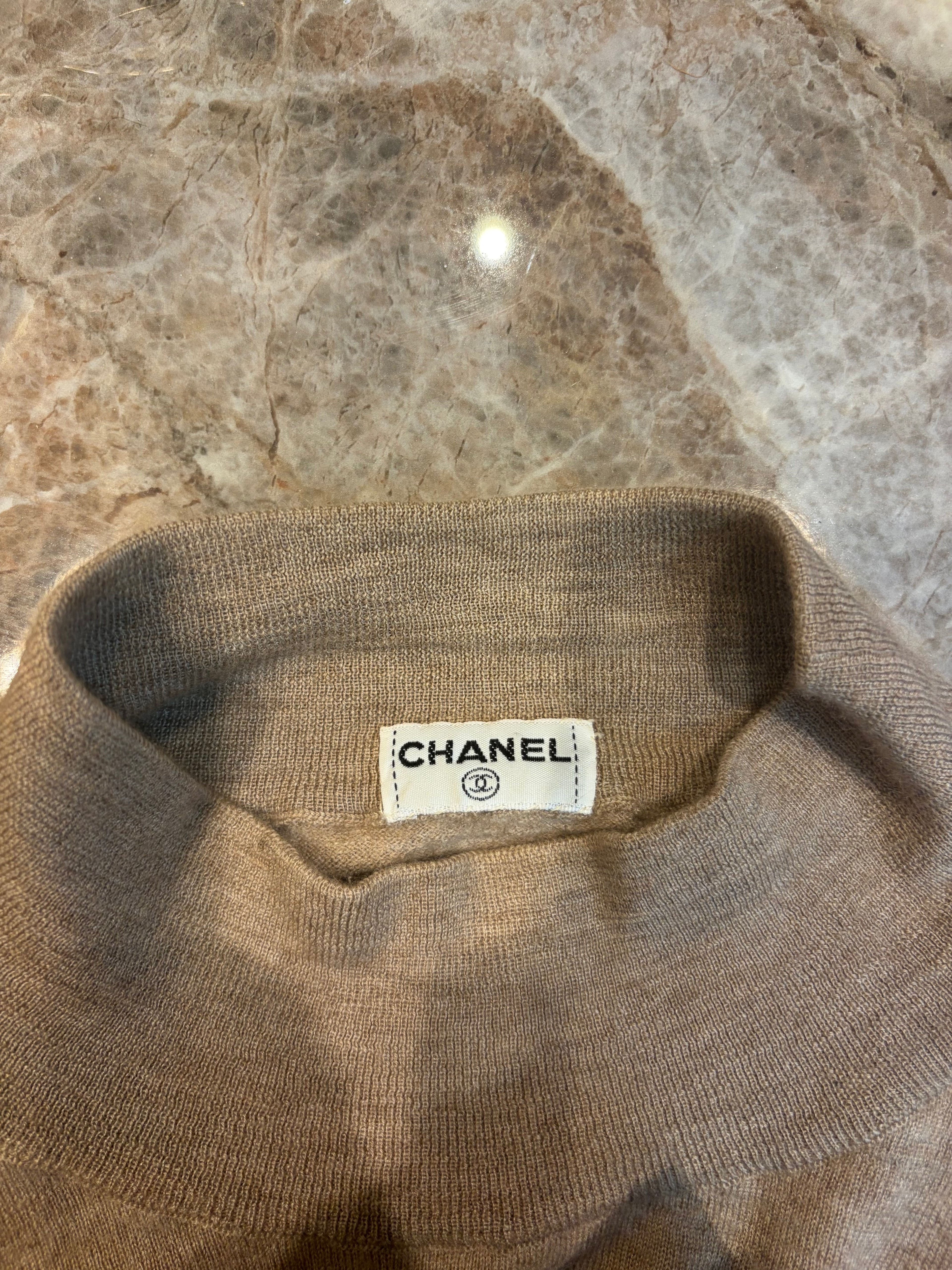 Top Chanel en maille beige