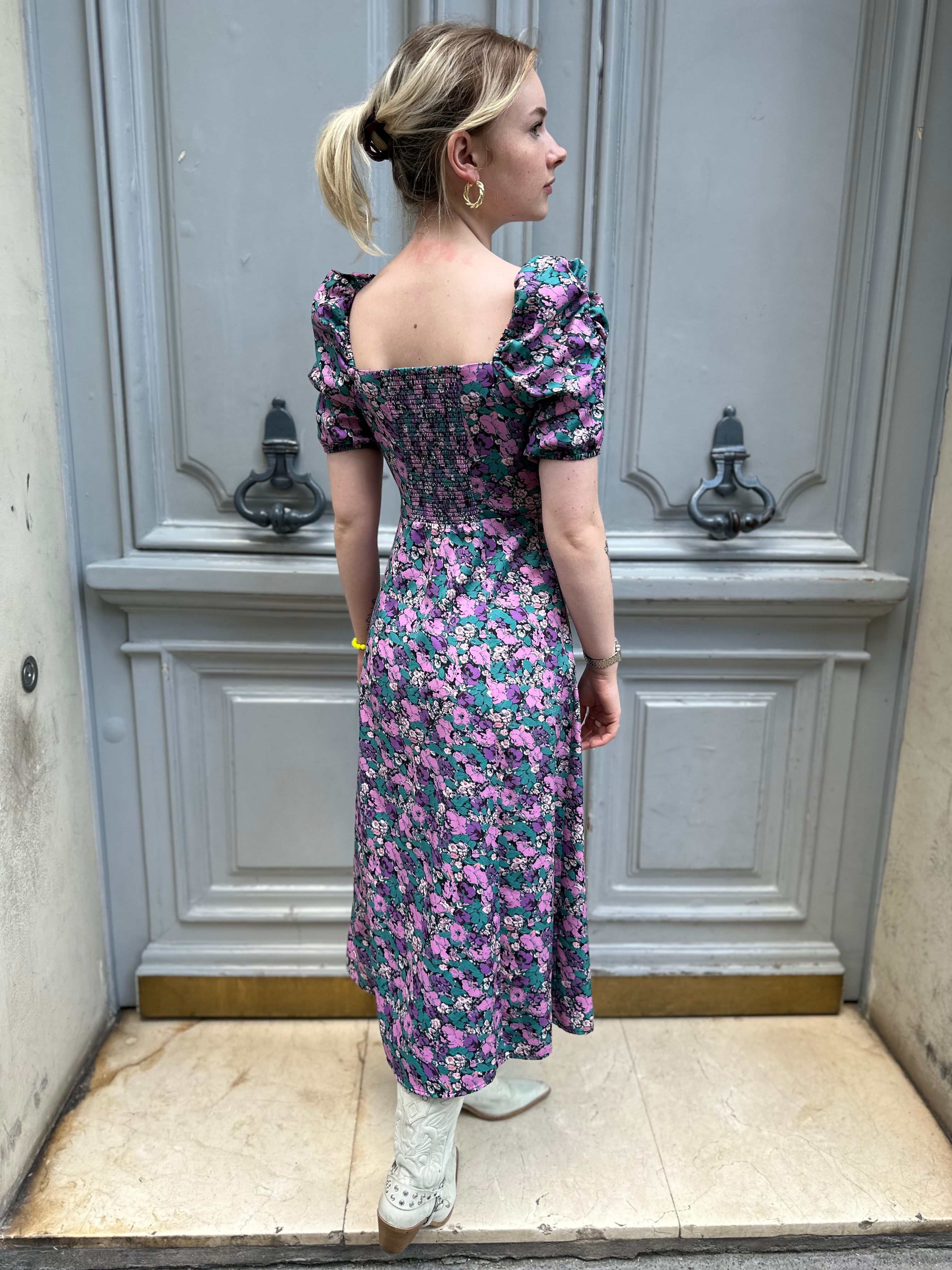 Robe fleurie violette