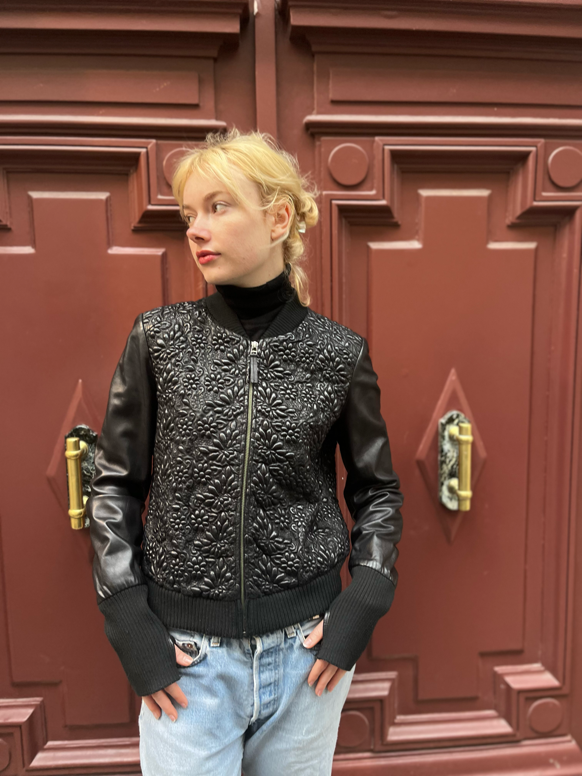Blouson bomber en cuir embossé