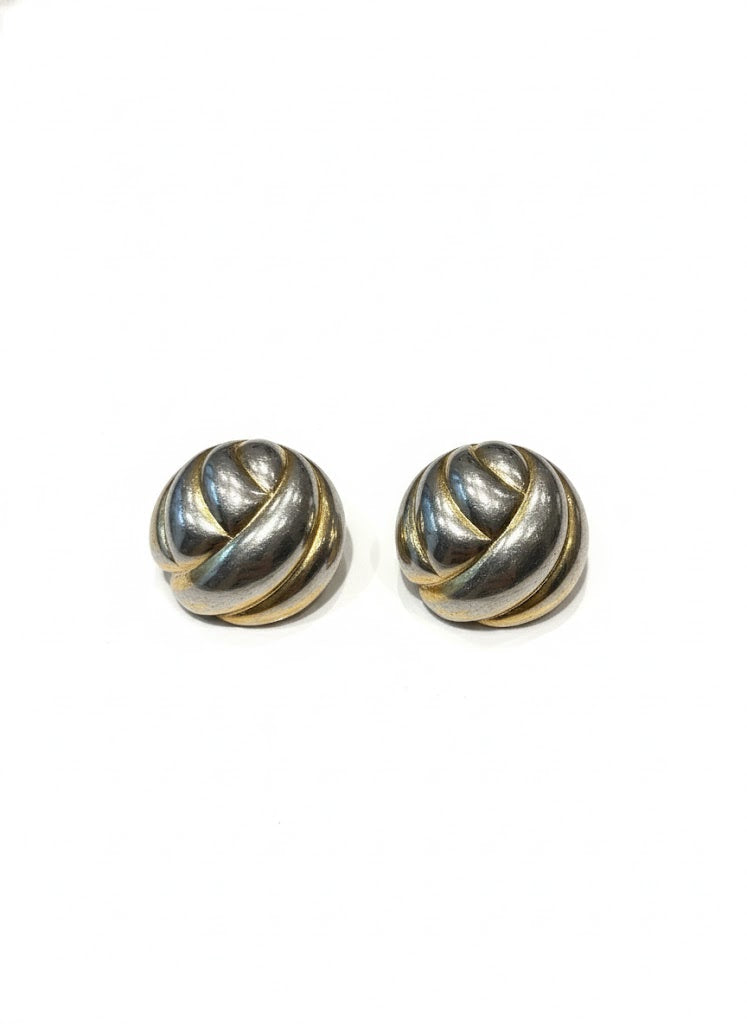Boucles d’oreilles clip torsadées
